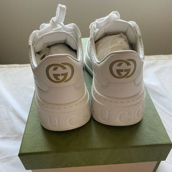 NWT Gucci Women’s GG Embossed Sneaker - Picture 2 of 10